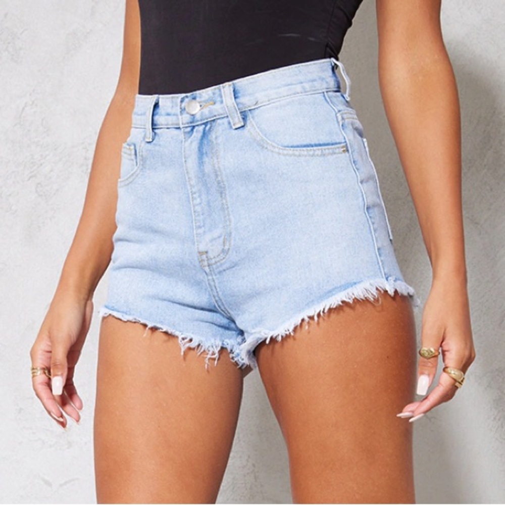 NEW! CELEBRITY PINK Light Blue Hi-Rise Frayed Hem Cut Off Cord Shorts Size 5/27